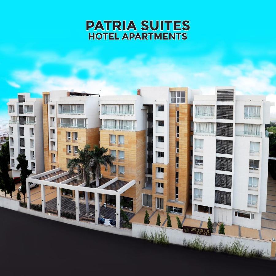 Quality Inn Patria Suites, Rajkot Extérieur photo